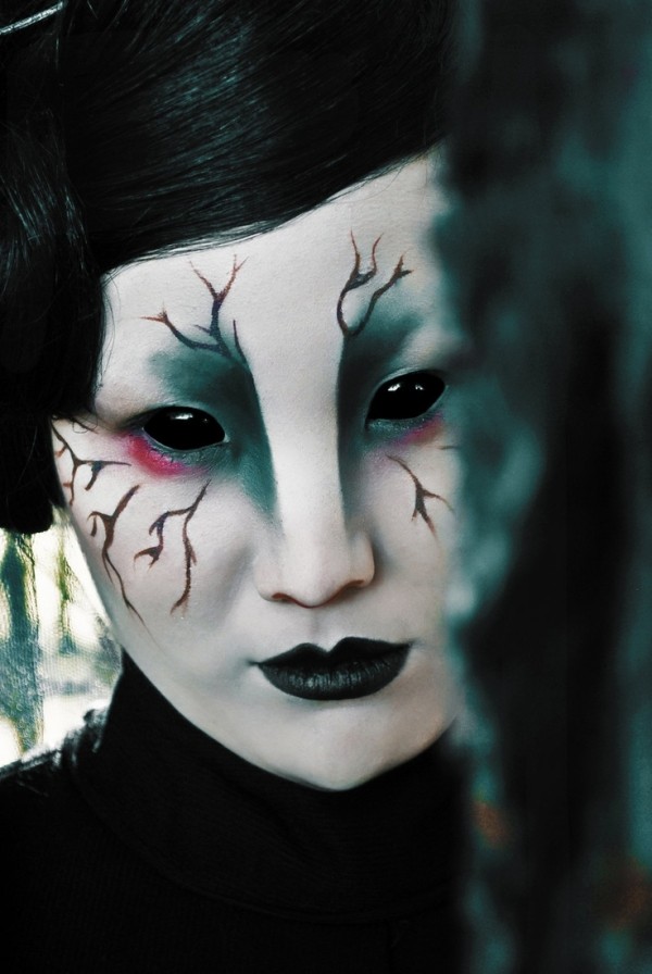 Svart-svart-vitt-kontaktlinser-Halloween-mask-asiatisk-skräck-look