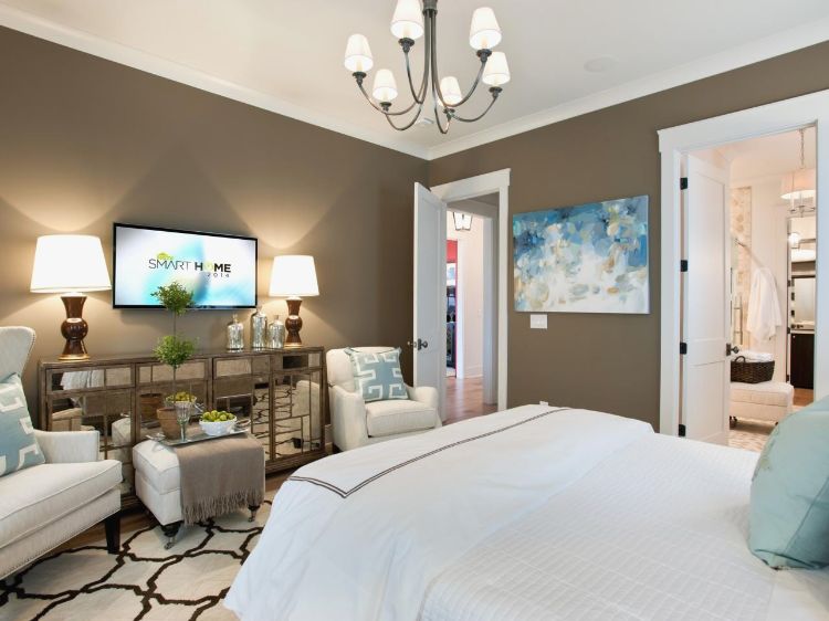 tv i sovrummet tv hänga på väggen design designalternativ lyxiga klassiska speglade skåp byrå