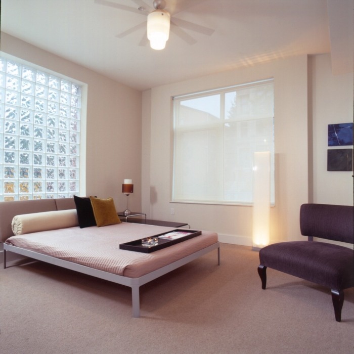 Sovrum-möbler-belysning-golvlampa-minimalistisk-design