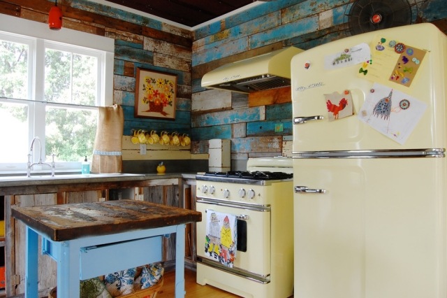vintage-kök-vägg-design-idéer-tapeter-trä-flisad-färg