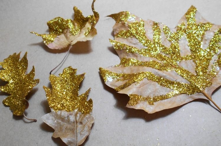 tinker-höstlöv-dekorera-fall-glitter-guld-glamour