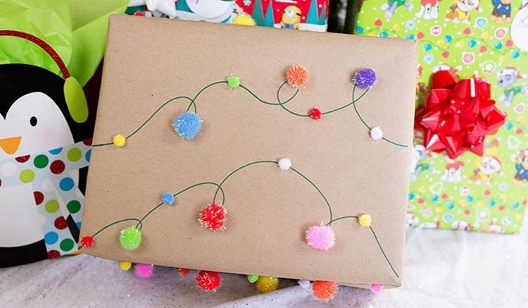 pyssla med ull jul lämpliga juldekorationer vad kan du göra med ull presentförpackning pompoms