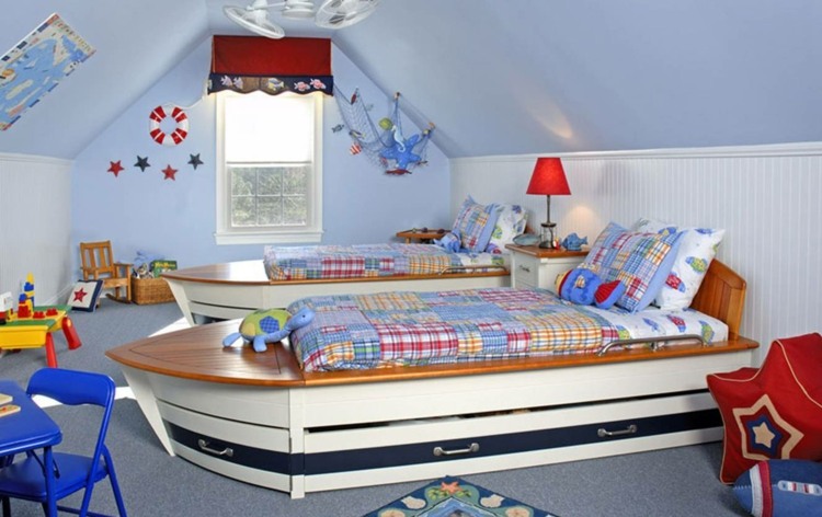 idéer för barnrums design sängar nautiska båtar ljusblå vind