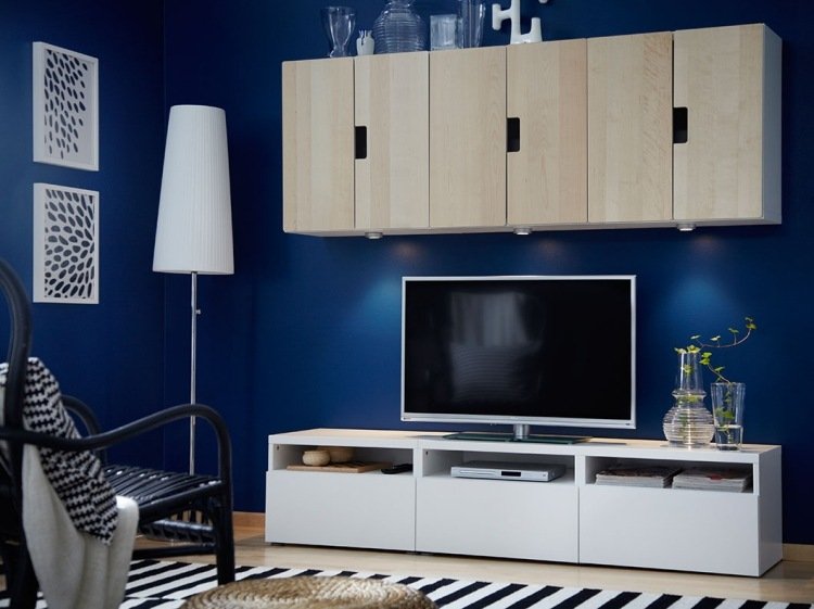 ikea-besta-hylla-lagring-system-levande-vägg-tv-konsol-vägg-färg-blå-vardagsrum-bilder