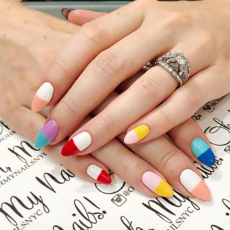 Indie Nails Nageltrend, långa mandelformade naglar