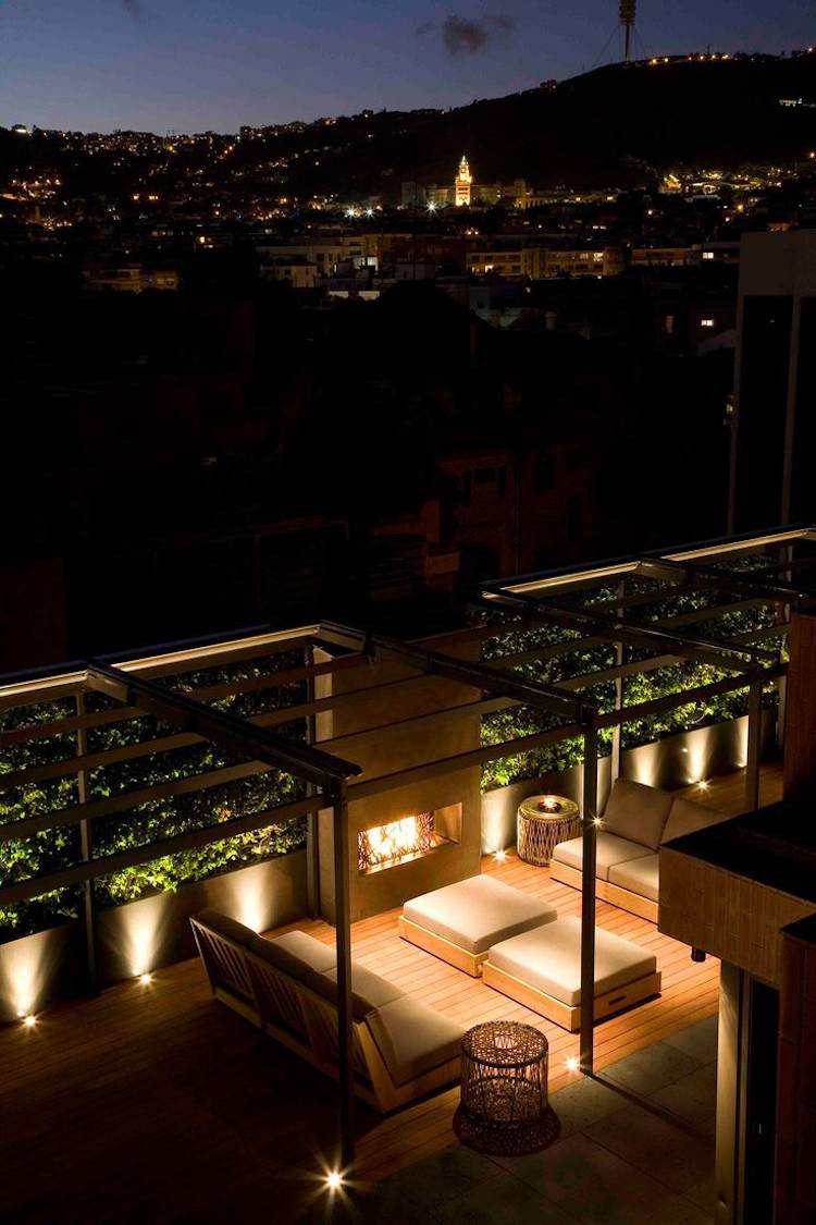 indirekt-terrass-belysning-led-terrass-balkong-utsikt-trädäck