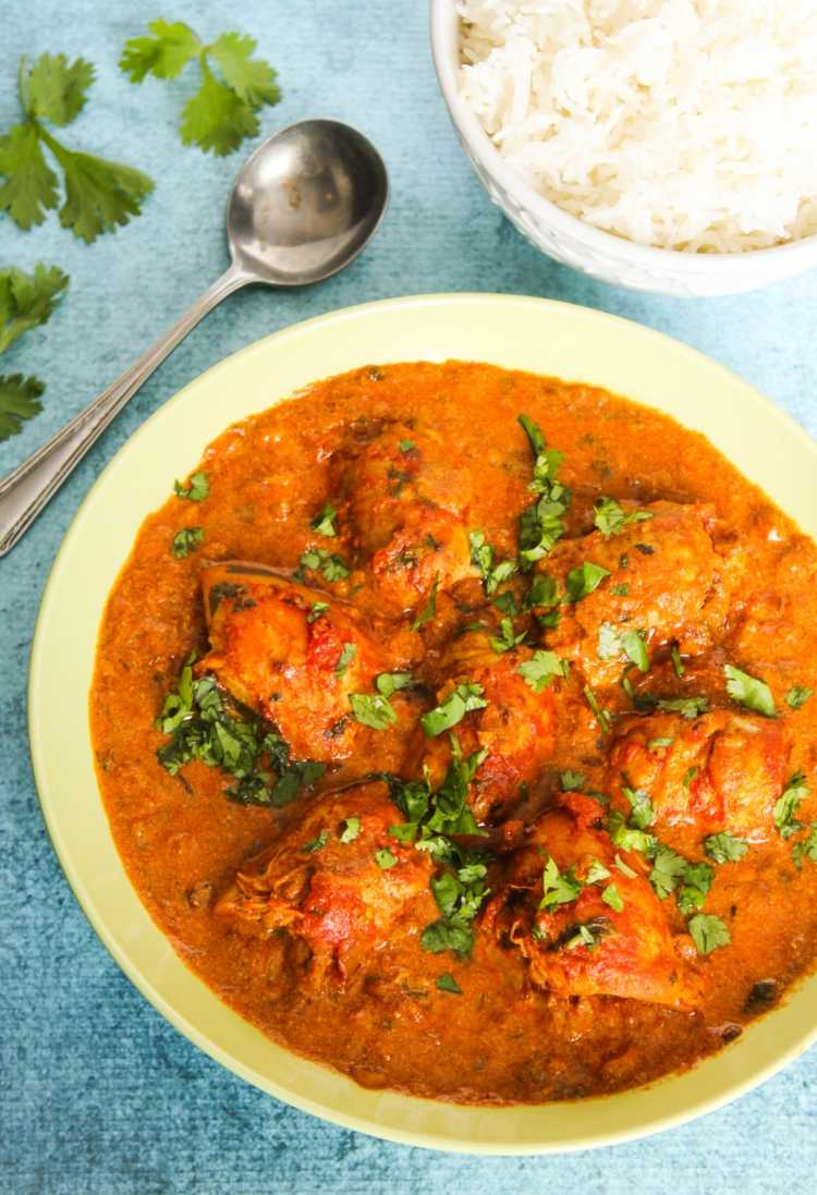 indiska-recept-kyckling-grädde-sås-satin-tomater