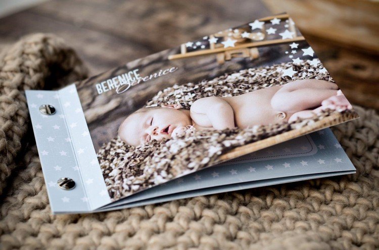 inbjudningskort-bebis-födelse-individuellt-foto