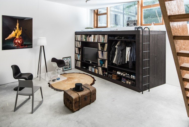 industridesign-möbler-ett-rum-lägenhet-funktionell-öppen-design-klassisk-fönster