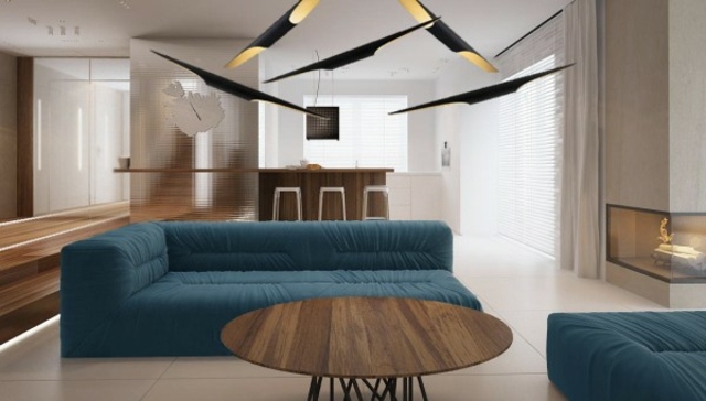 5-blå-soffa-draperad-med-mörkt trä design
