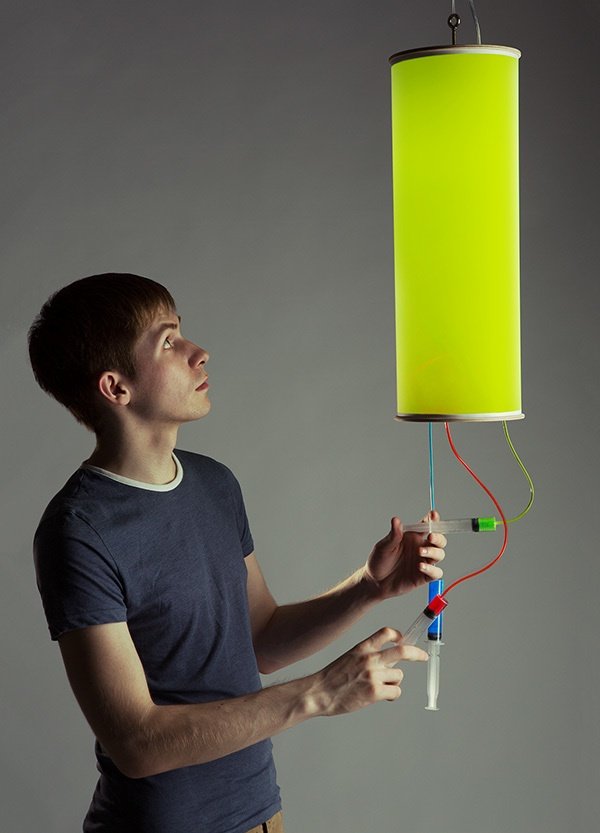 interaktiv lampa taras sgibnev olika färger spray