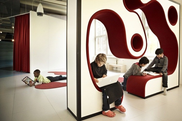 interaktiv-lärande-modern-skola-arkitektur-sverige