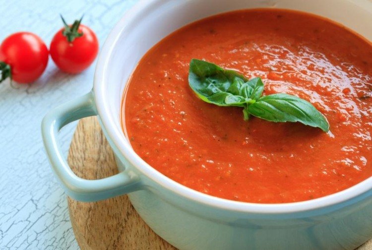 Intermittent fastande recept för att laga tomatsoppa