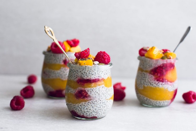 mango dessert recept chiapudding hallon