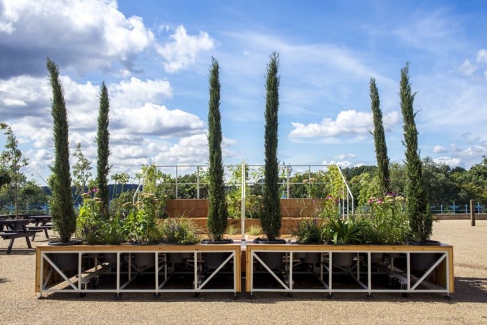trädgård design terrass london palace blomkrukor
