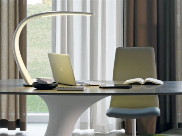 mamba bordslampa modern ljusdesign av cattelan