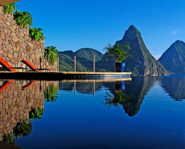 Jade Mountain Resort rekreationsmöjlighet pool i havet