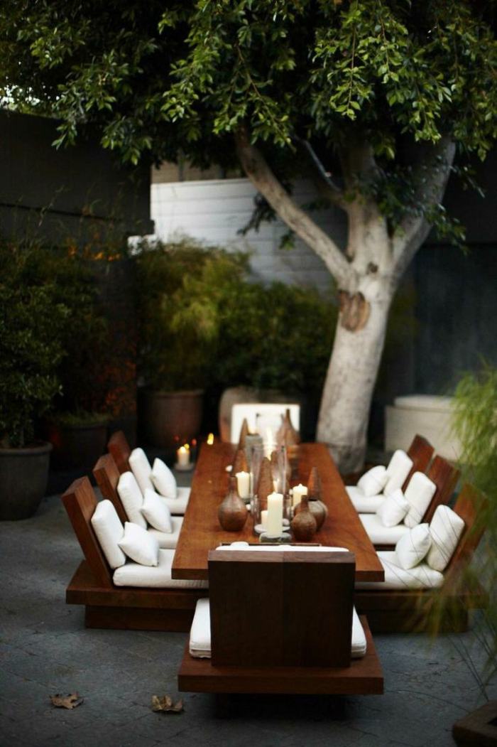 matbord design terrass japanska stolar klädsel träd trädgård