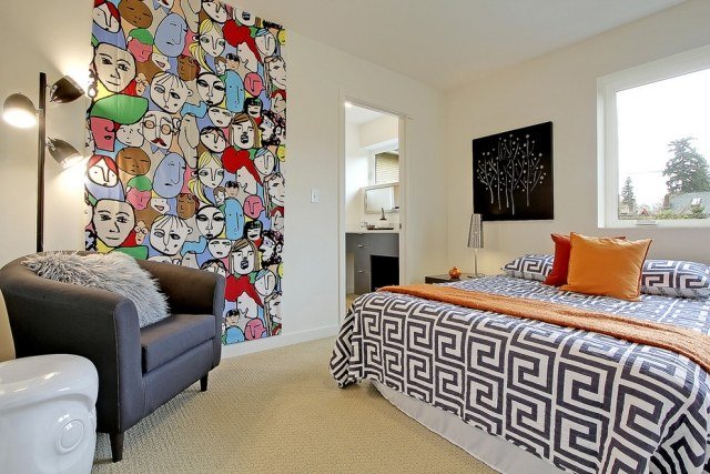 Modern-teenage room-wall duvet ideen black-white-seattle-Staged-To-Sell