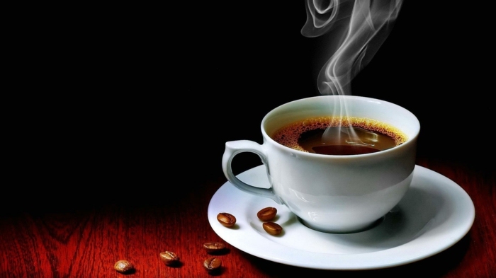 het espressokaffe svart kopp porslinsfat