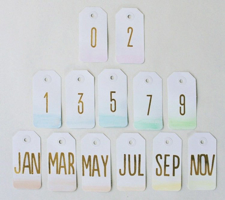 kalender-design-dig-guld-font-edding-nummer-månader