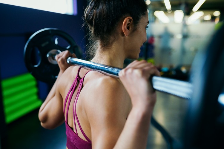 Kaloriförbrukning Gym Viktlyft för viktminskning Knäböjsträning med vikter
