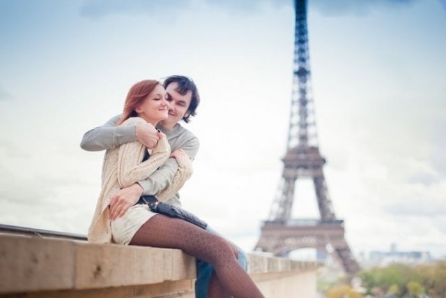 älskare-eiffeltornet-paris-råd-för-kärleksproblem