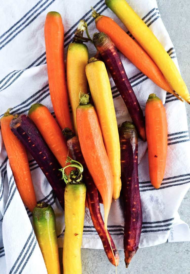 morötter öppna recept för att förbereda färger sorter unga