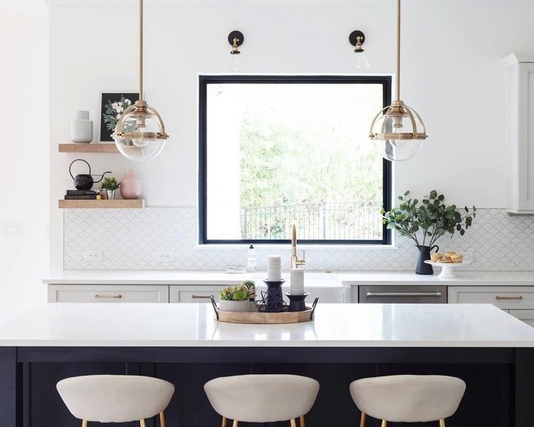 Planera ett kök med ett fönster vad du ska tänka på och tips för placering