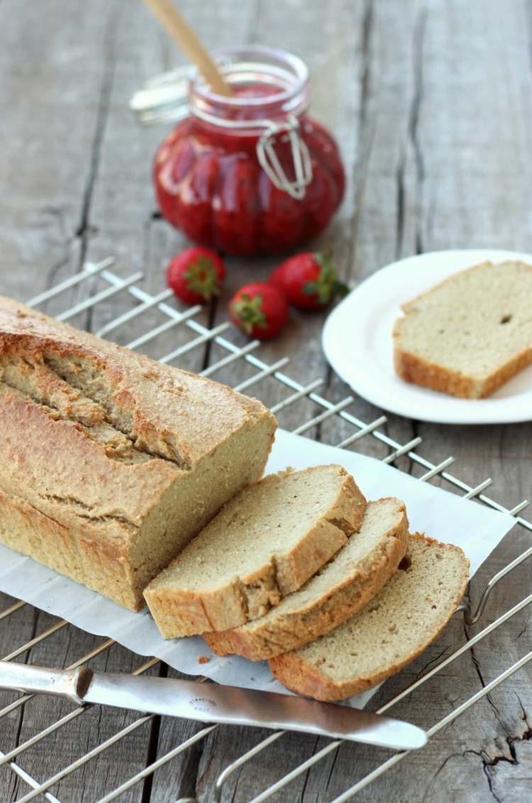 ketogent bröd lågkolhydrat kokosmjöl cashewnötter