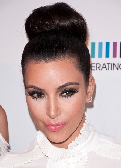 Χτενίσματα με κότσο της Kim Kardashian