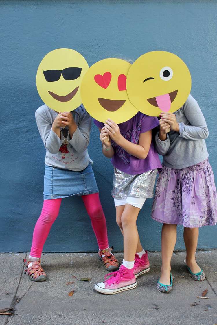 kids-carnival-mask-diy-ideas-tinker-emoticons-characters