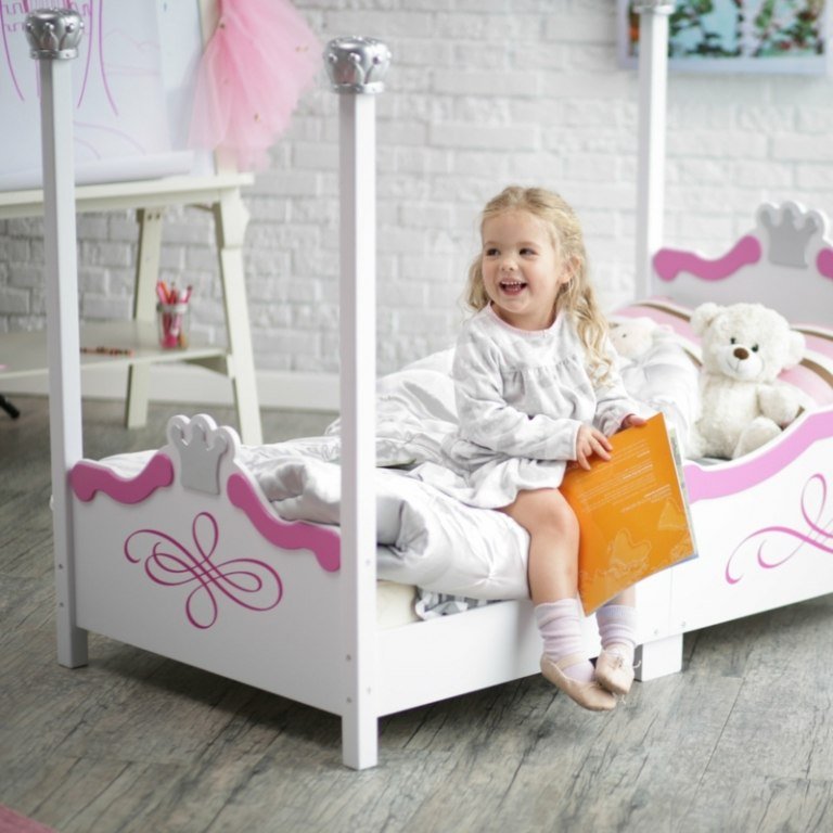 Crib baby room princess säng design