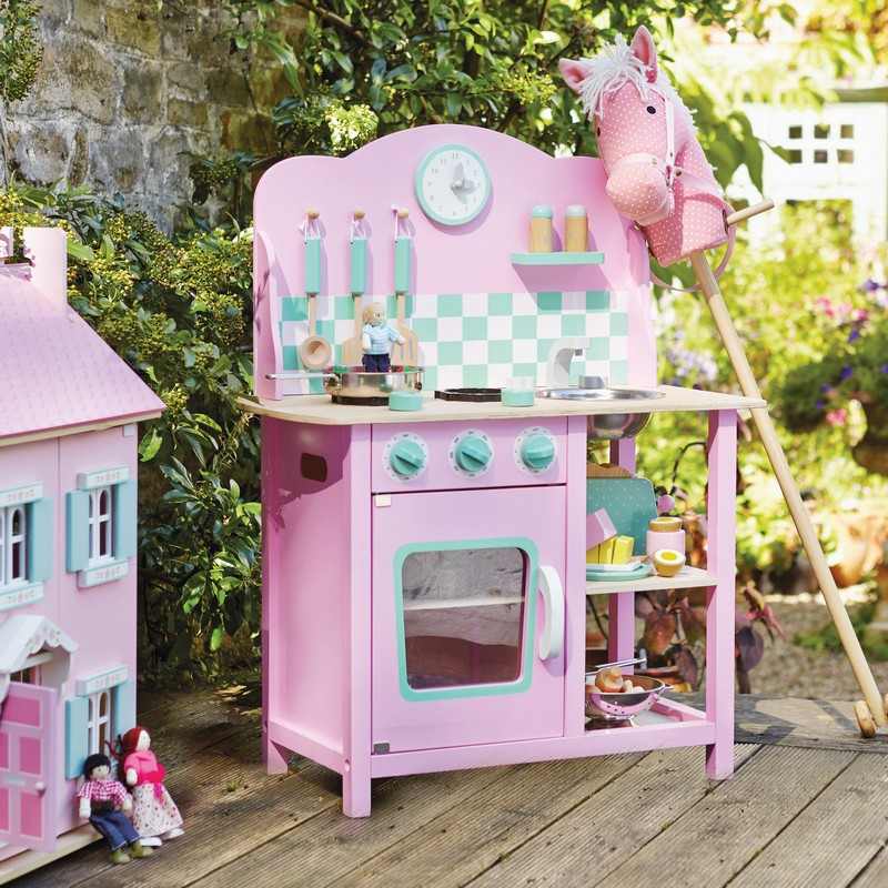 Barnkök-trä-rosa-färg-söt-terrass-lekplats-utomhus
