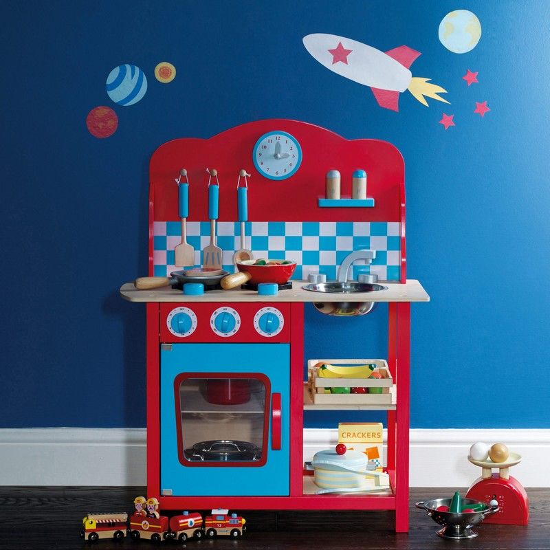 Lek kök-trä-röd-blå-leksaker-barnrum-lagringsutrymme