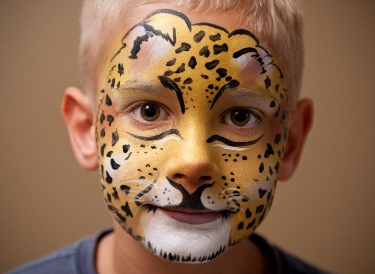 ansiktsmålning pojkar motiv leopard smink