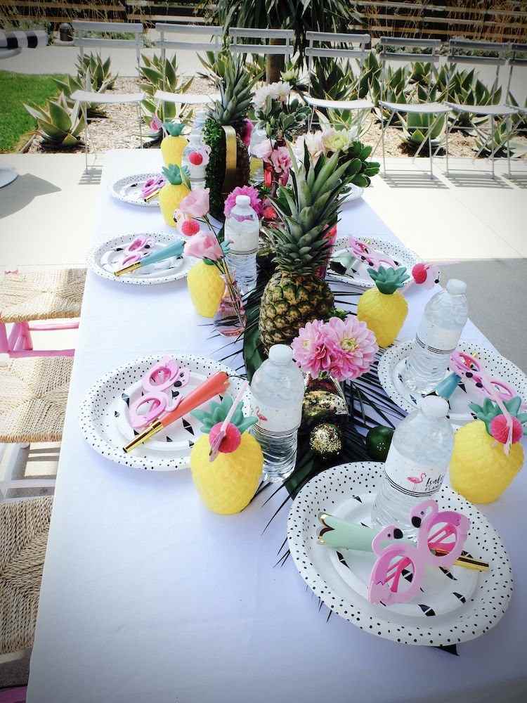 dekoration idéer barnbord bröllop tropiskt tema