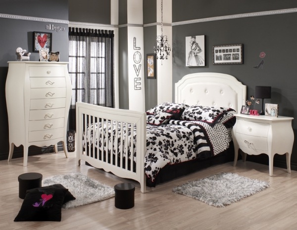 Flickor rum tonåring romantisk vit säng sänggavel skåp design