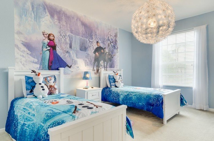 designa barnrum sängkläder-vägg-tapeter-sängar-ljus-snögubbe-olaf