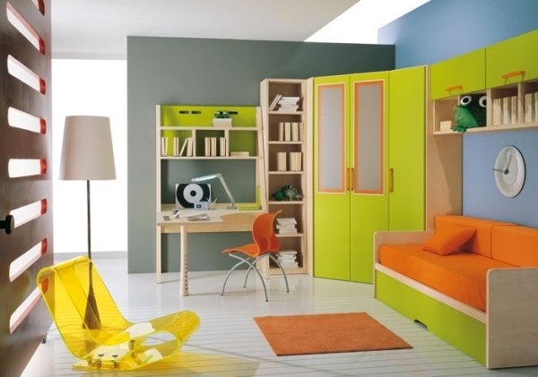 Barnrum grön orange modern möbeldesign golvlampa