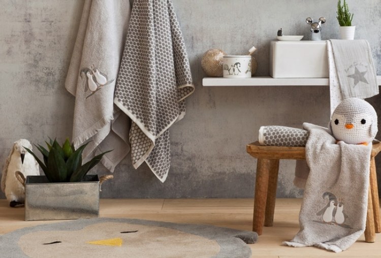 barnrum-design-hem-tillbehör-badrum-pingviner-grå-hem textil-handdukar