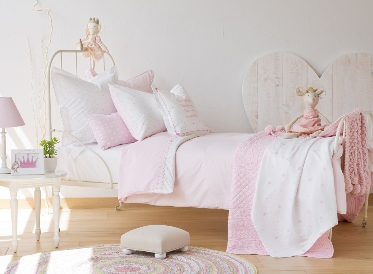 Designa barnrum -leven tillbehör-prinsessa-metall sänglinne-mjuk rosa-deco