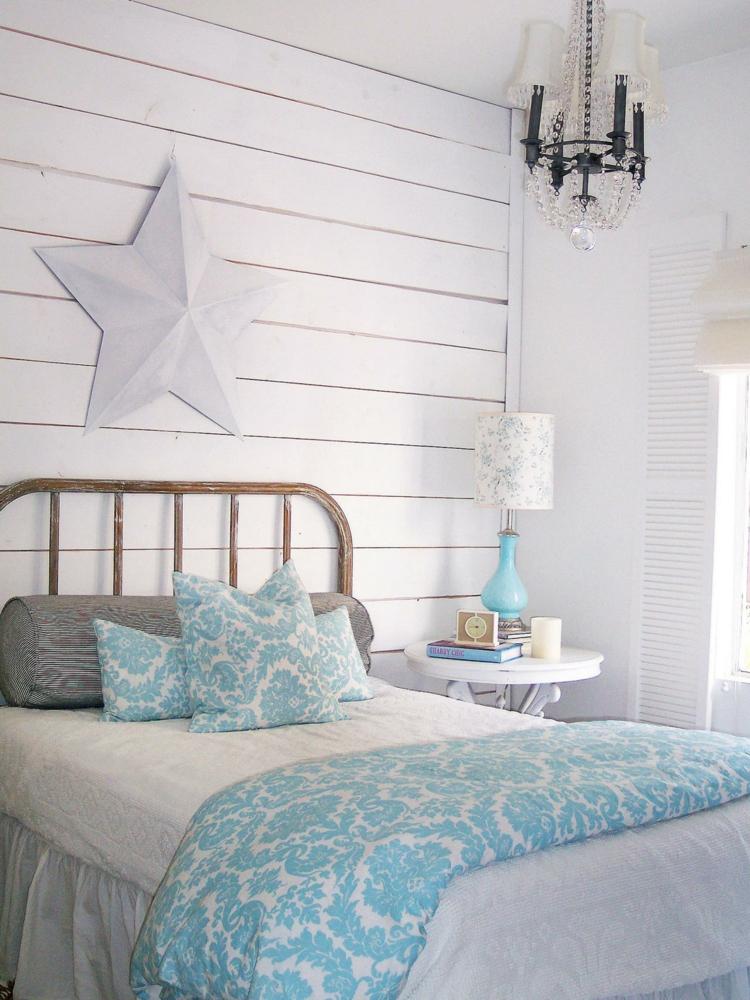 barnrum i vit väggdesign träskivor star deco ljusblå textil