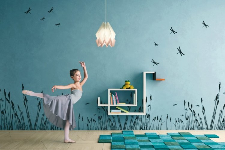 möbler-barnkammare-romantisk-idé-flicka-trollslända-ballerina-matta-schackbräda-turkos