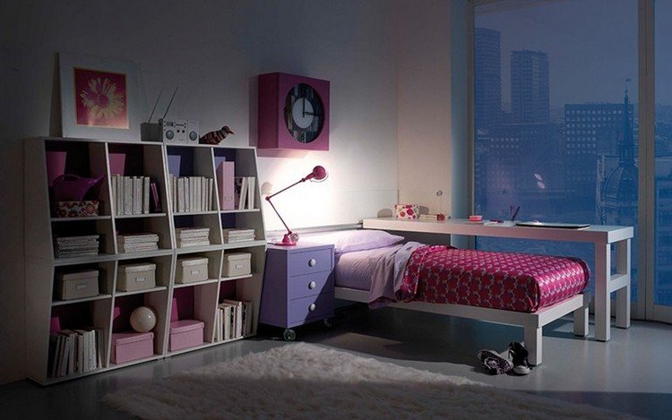 barnrum-ungdomsrum-möbler-tjej-skrivbord-hyllsystem-lila-vit-rosa-107