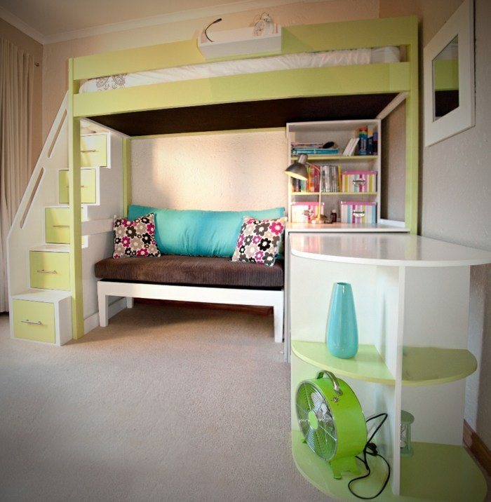 Loft säng design trappor lådor förvaringsutrymme hylla grön