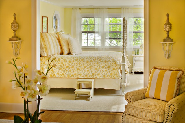 Sovrum klassisk levande stil vit matta