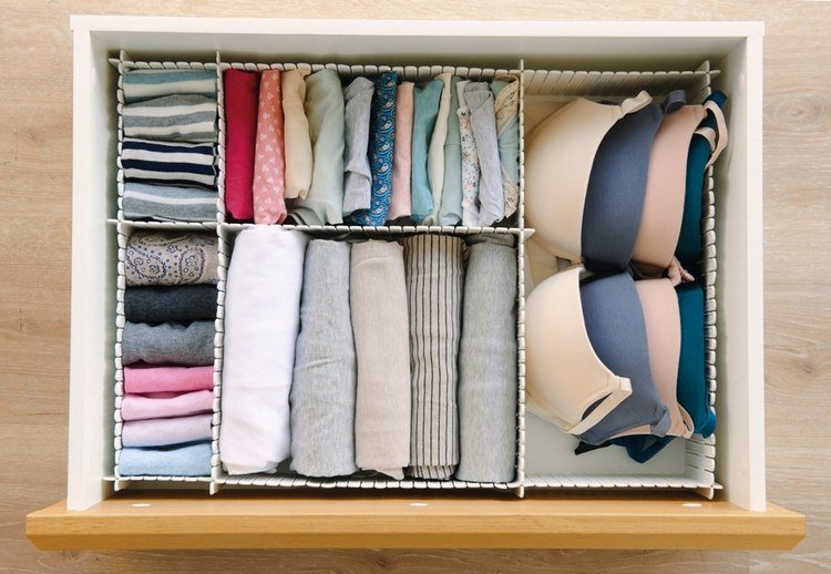 sortera garderobsunderkläder enligt marie kondo
