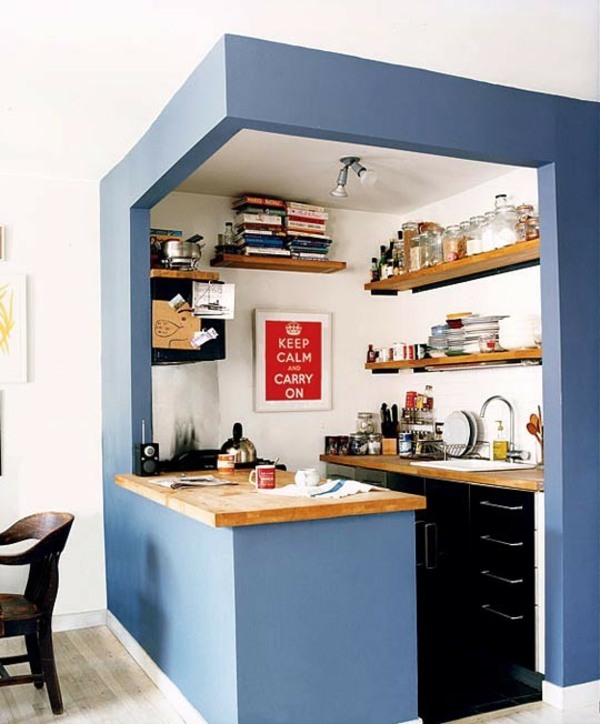 kompakt blått kök