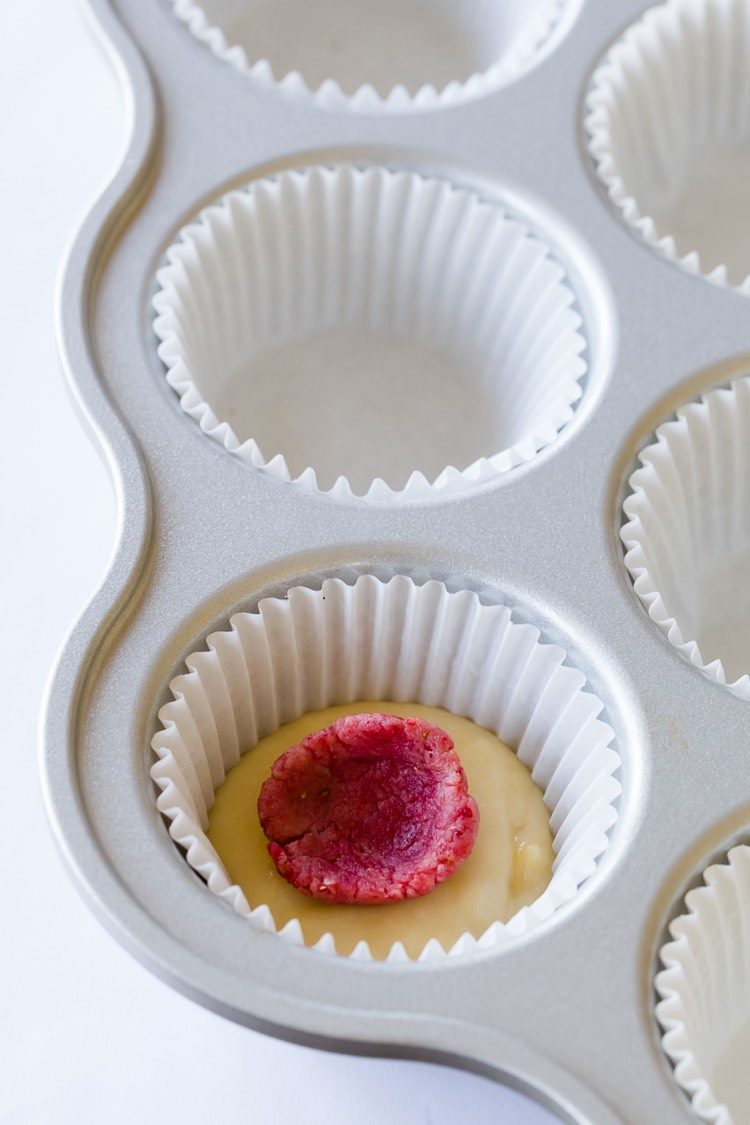 små-påsk-överraskning-gör-det-själv-kök-cupcakes-bakning